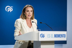 El PP carga contra S&aacute;nchez tras desmarcarse de la cita de D&iacute;az y Puigdemont.