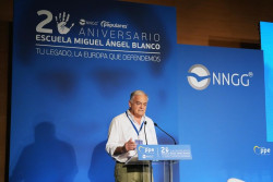 El PP presenta su pacto de regeneraci&oacute;n de la Justicia pero pide a S&aacute;nchez retirar su ley para el TC "pactada con ERC"