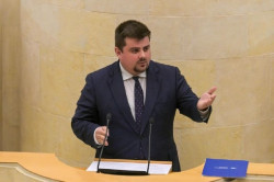 El PP recuerda al PSOE  que Cantabria está consolidando la tendencia a la baja en todas las listas de espera"