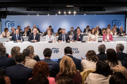 El PP renuncia a definir en el XXI Congreso su estrategia ante Vox y la ponencia dejar&aacute; abierta la pol&iacute;tica de pactos