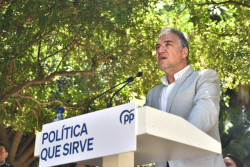 El PP se&ntilde;ala a la directora de Protecci&oacute;n Civil como "una pir&oacute;mana m&aacute;s": "Los incendios no se apagan con crispaci&oacute;n"