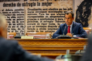 $posts[$i]->TITULO