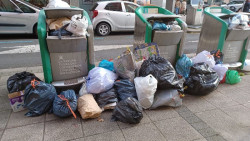 El PRC de Santander denuncia la "constante" presencia de basura en las calles de Castilla-Hermida