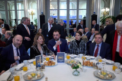 El presidente de Asturias asume que los retrasos ferroviarios le perjudicar&aacute;n electoralmente el 28-M