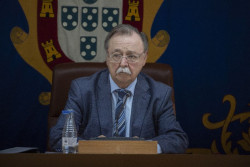 El presidente de Ceuta pide tranquilidad ante v&iacute;deos que animan a entradas masivas a nado: "No va a llegar a consumarse"