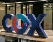 El presidente de Cox, consejeros y directivos invierten más de 300.000 euros en acciones del grupo