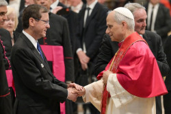 El presidente de Israel pide al Papa que siga trabajando para lograr la liberaci&oacute;n de los rehenes en Gaza