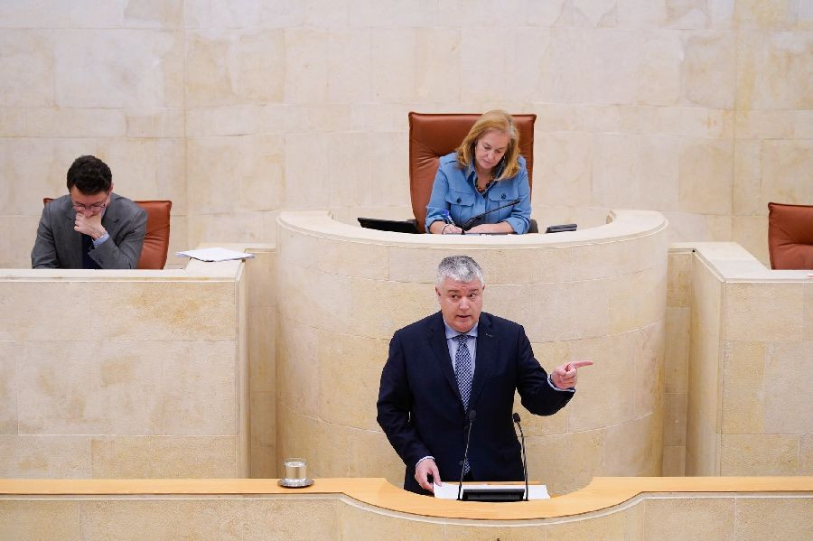  El Presupuesto de Cantabria de 2026 sigue su tramitaci&oacute;n tras tumbar PP y PRC las enmiendas de PSOE y Vox