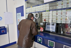 El primer premio de la Lotería Nacional deja 600.000 euros en Santander