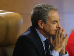 El PSOE recuerda los 12 a&ntilde;os del fin de ETA y no se acuerda los desgarros de las familias y los etarras sin juzgar