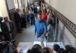 El PSOE resiste con 20 esca&ntilde;os pero se queda m&aacute;s lejos del PP que en las &uacute;ltimas generales