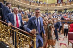 El PSOE siguiendo instrucciones de S&aacute;nchez define  a Guerra y Gonz&aacute;lez de "desleales" preparando su "despido" del PSOE