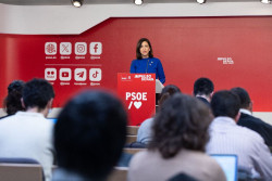 El PSOE tacha de "mala baba" se&ntilde;alar a Bego&ntilde;a G&oacute;mez por sus reuniones en Air Europa 
