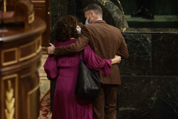 El PSOE vende que hay unidad con Podemos y est&aacute;n a "tortas" 