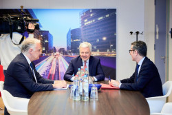 El PSOE y el PP reconocen contactos para renovar el CGPJ, que podr&iacute;a concretarse en los pr&oacute;ximos d&iacute;as