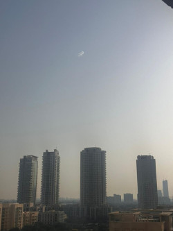 El relato de los ataques en Emiratos &Aacute;rabes de un espa&ntilde;ol en Dub&aacute;i: "Nervios al principio, pero todo bajo control"