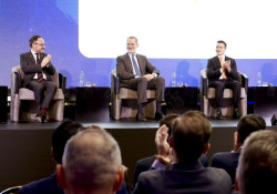 El Rey alerta de que "el tiempo y el clima no perdona" y llama a "trabajar juntos por el bien com&uacute;n" tras la DANA