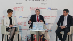 El SCS estudia implantar un call center para que el paciente pueda "comunicarse con el servicio cuando lo necesite"