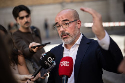 El Senado interroga hoy al delegado del Gobierno en Madrid, que dirigi&oacute; la financiaci&oacute;n de las primarias de S&aacute;nchez