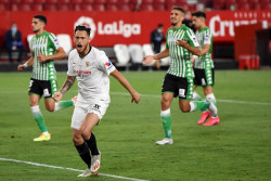 El Sevilla eclipsa al Betis en el regreso de la Liga