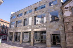 El Teatro Concha Espina implantará el bucle magnético para personas con aparatos auditivos