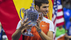 El tenista espa&ntilde;ol Carlos Alcaraz entra arrollador en Miami