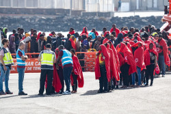 El TS pide al Gobierno y a Canarias que cada 15 d&iacute;as le den un informe conjunto con los avances en la acogida de menores