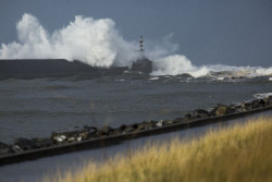 El viento, la lluvia y el oleaje pone ma&ntilde;ana en riesgo al noroeste
