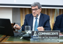 Escriv&aacute; anuncia, otro anuncio, abordar la vivienda como "emergencia nacional"