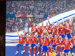 Espa&ntilde;a conquista su cuarta Eurocopa tras ganar (2-1) a Inglaterra
