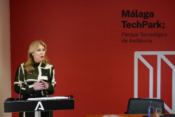 Espa&ntilde;a cree que Montero debe pedir perd&oacute;n por "caos" ferroviario: "El maltrato a Andaluc&iacute;a traspasa todos los l&iacute;mites"