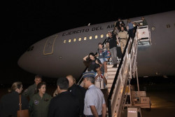 Espa&ntilde;a ha evacuado ya a 429 personas de Israel: 334 espa&ntilde;oles, 22 europeos, 41 iberoamericanos y 32 de terceros pa&iacute;ses