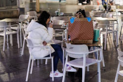 Espa&ntilde;a suma 161.688 casos y 74 muertes por COVID-19, mientras que la incidencia sube hasta 1.775