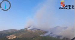 Evoluci&oacute;n positiva del incendio de Resoba (Palencia), que rebaja su &Iacute;ndice de Gravedad a 1