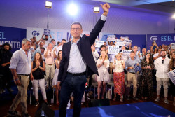 Feij&oacute;o aclara que el par&oacute;n de un d&iacute;a en la campa&ntilde;a se debe a una lumbalgia y espera "aguantar" lo que queda