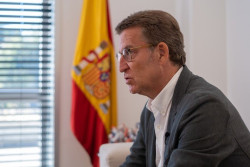 Feij&oacute;o acusa a S&aacute;nchez de "usar la recaudaci&oacute;n extraordinaria para cambiar cheques por votos"