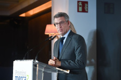 Feij&oacute;o anuncia que llevar&aacute; al Senado en septiembre una ley de familia y conciliaci&oacute;n y espera que el PSOE no la "vete"