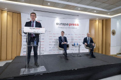 Feij&oacute;o avisa a S&aacute;nchez que no hay "terrorismo bueno y malo" ni corrupci&oacute;n "buena y mala": "Demuestra no tener l&iacute;mites"