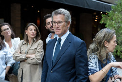 Feij&oacute;o critica que el Gobierno ataque al juez Peinado por un interrogatorio "respetuoso" a S&aacute;nchez: "Menos arrogancia"