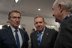 Feij&oacute;o denuncia la "deriva nacional" de la democracia con S&aacute;nchez, un d&iacute;a despu&eacute;s del acuerdo con Bildu en `Ley Mordaza`