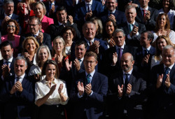 Feij&oacute;o desaf&iacute;a a S&aacute;nchez para que suba a la tribuna para aclarar si defiende la amnist&iacute;a y el refer&eacute;ndum