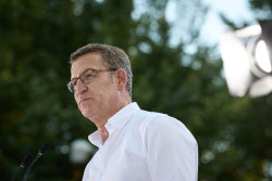 Feij&oacute;o dice que el domingo los espa&ntilde;oles deciden si quieren un "Gobierno de una pieza" o "uno en coalici&oacute;n"