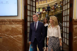 Feij&oacute;o dice que la "censura y persecuci&oacute;n" del Gobierno "no se ve&iacute;a desde Franco" 