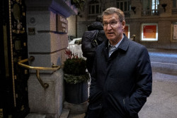 Feij&oacute;o dice que va a "intentar" cerrar un acuerdo con S&aacute;nchez sobre el CGPJ pero pide pactar a la vez la reforma legal