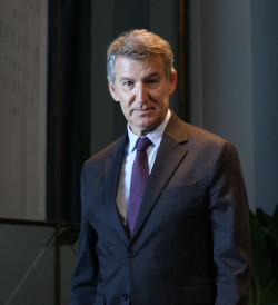 Feij&oacute;o lamenta la muerte de Fern&aacute;ndez Vara con quien coincidi&oacute; como presidentes auton&oacute;micos