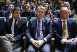 Feij&oacute;o lanza una "alerta antidemocr&aacute;tica" tras cese de Pallete: "S&aacute;nchez va a por todo pero podemos pararlo entre todos"