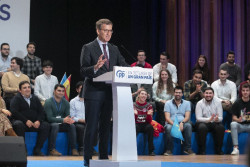 Feij&oacute;o pide a S&aacute;nchez que deje de impugnar el sistema y deshonrar la democracia con sus cesiones a independentistas