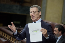 Feij&oacute;o responde a los ataques de S&aacute;nchez: "Para jefa la que tiene usted en Moncloa, aunque la han echado del trabajo"
