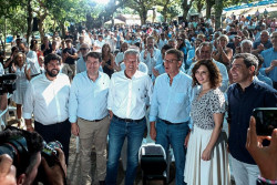 Feij&oacute;o reta a S&aacute;nchez a un debate en el Senado, que no aceptar&aacute;, y le acusa de egolatr&iacute;a
