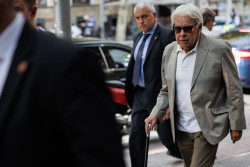 Felipe Gonz&aacute;lez apuesta por que gobierne la lista m&aacute;s votada cuando no haya otra opci&oacute;n y superar los bloqueos pol&iacute;ticos
